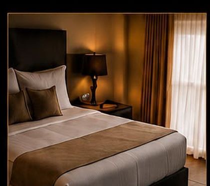 Une chambre d&rsquo;hôtel préparée.